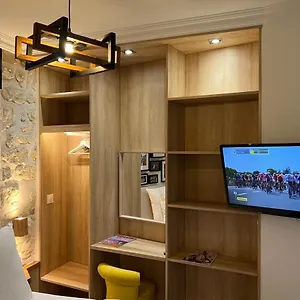 Appartamento Cosy A 500m De Montmartre, Parigi