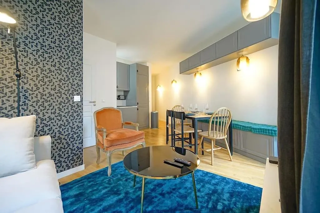 Elegant Appartement Dans Le Marais - Paris 3 0*,
